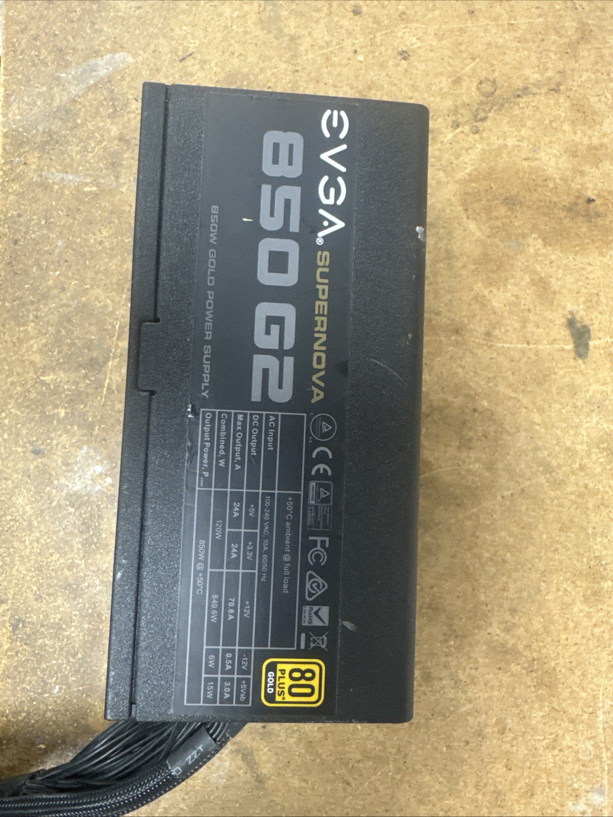 EVGA Supernova 850 P2 220-P2-0850 Platinum 850W Power Supply Missing Some Cables