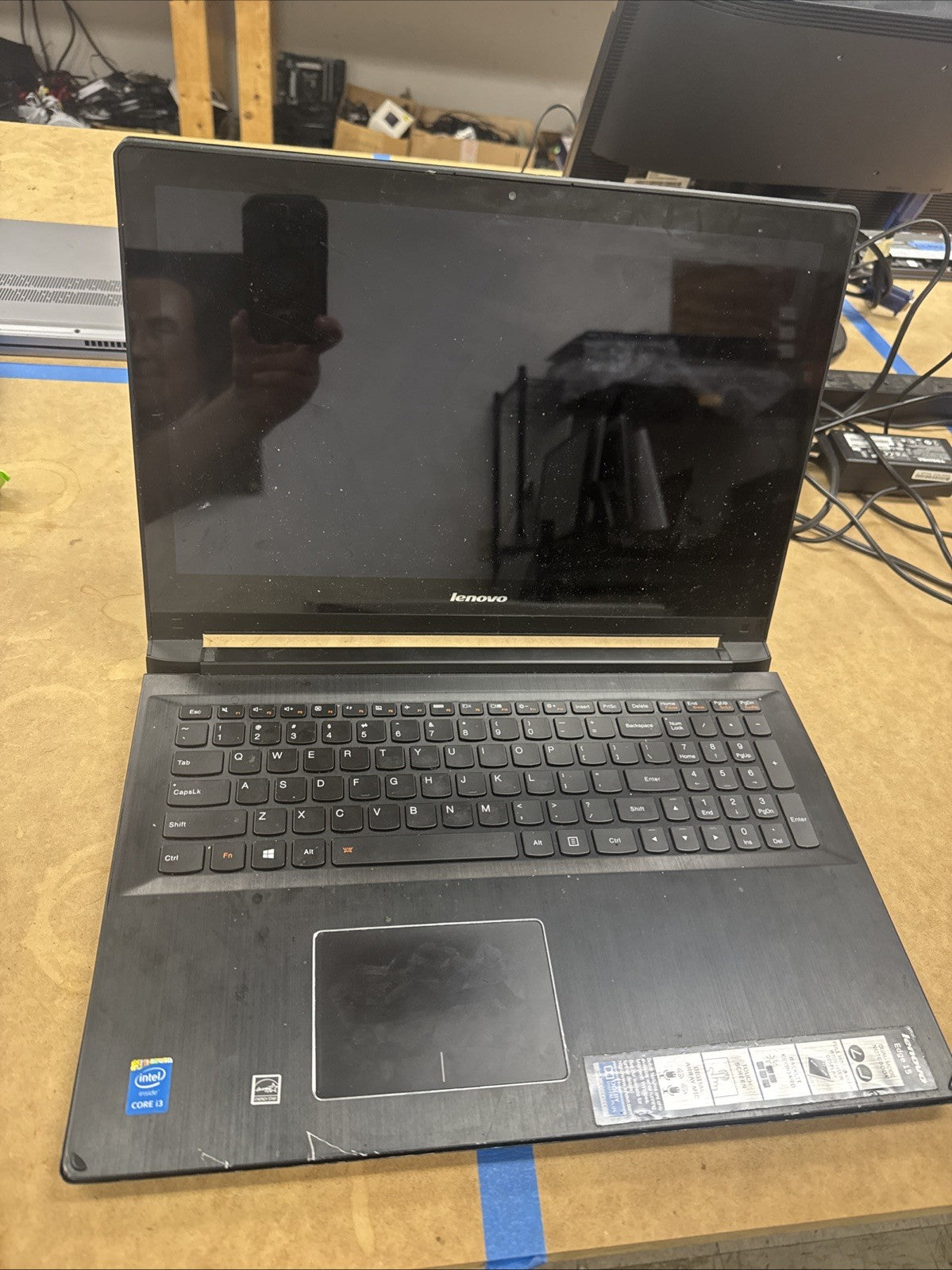 Lenovo Edge 15 80K9 DOESN’T WORK HAS LOTS OF SCUFFS ON OUTSIDE