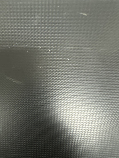 Toshiba Satellite C675 S7322 BATTERY UNTESTED AND SCRATCHES ON TOP AND BOTTOM!!!