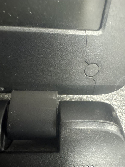 HP Laptop HP 355 G2 HSTNN-I24C BATTERY NOT TESTED AND SCRATCHES ON SCREEN FRAME!